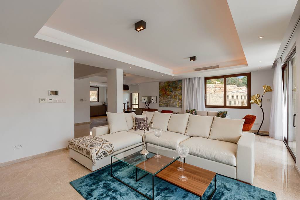 PFO_88010_Elite_Junior_Three_Bedroom_Villa_with_Private_Pool_UJ01_0824_02.jpg