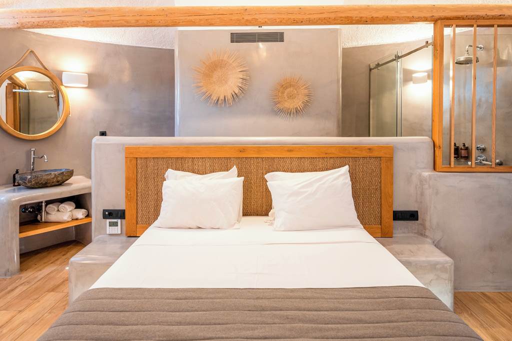 JTR_81480_Mediterranean_White_Resort_0123_56.jpg