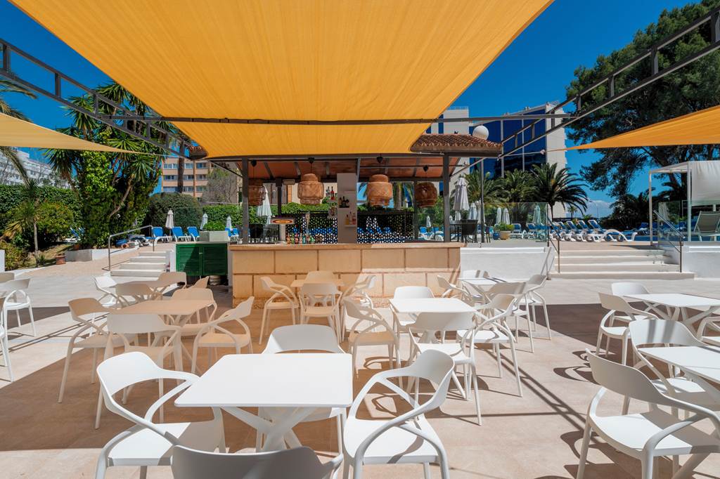 PMI_29233_Sol_Lunamar_Palmanova_Apartments_0524_02.jpg