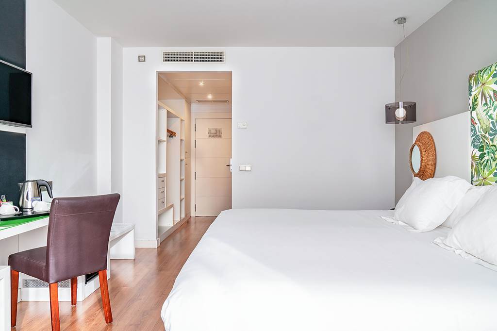 AGP_70571_Hotel_Catalonia_Malaga_0724_07.jpg