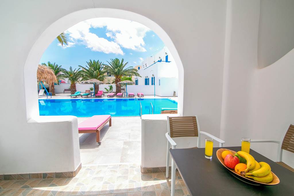 JTR_82893_Hotel_Gardenia_Santorini_1023_03.jpg