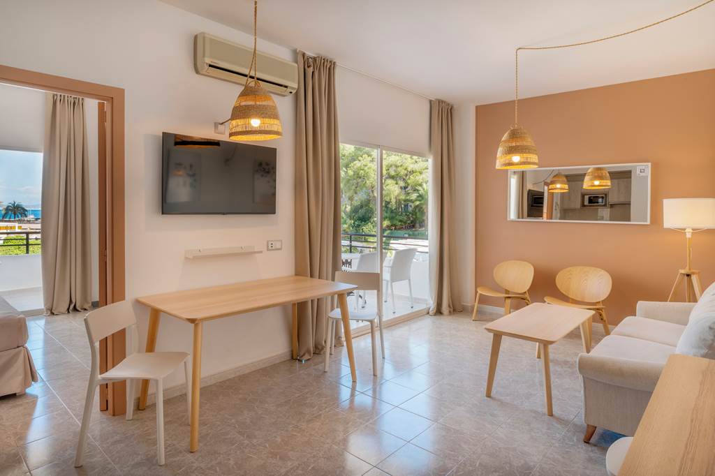 PMI_29233_Sol_Lunamar_Palmanova_Apartments_0524_13.jpg