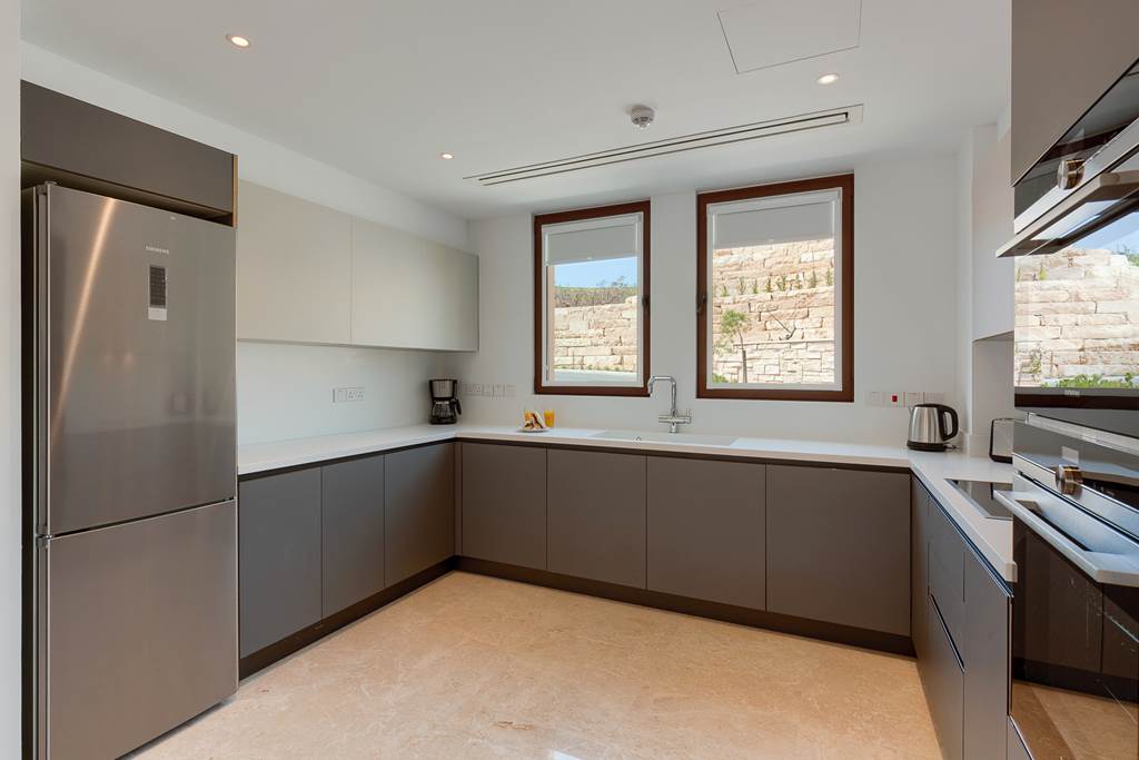 PFO_88010_Elite_Junior_Three_Bedroom_Villa_with_Private_Pool_UJ01_0824_04.jpg