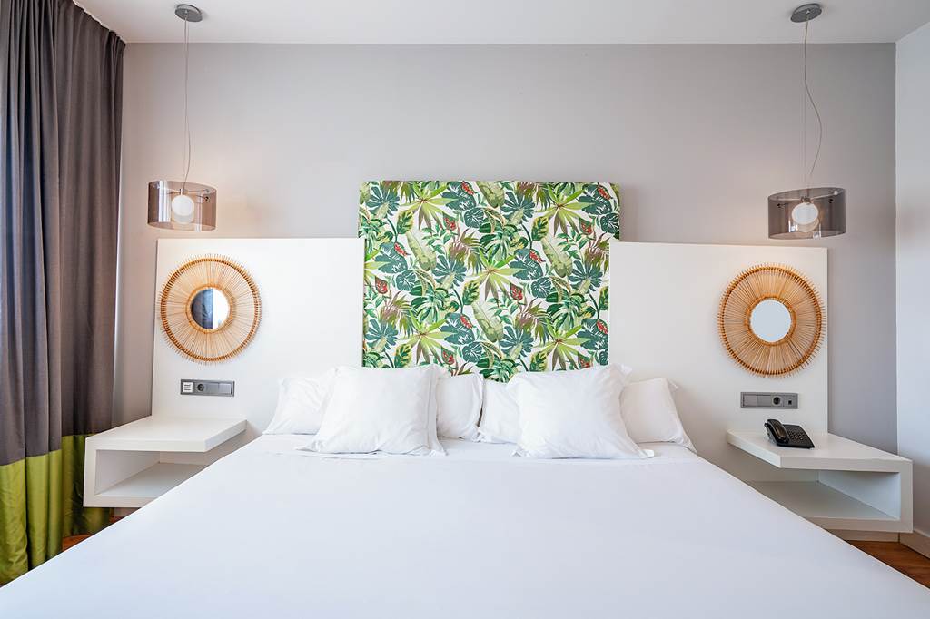 AGP_70571_Hotel_Catalonia_Malaga_0724_05.jpg