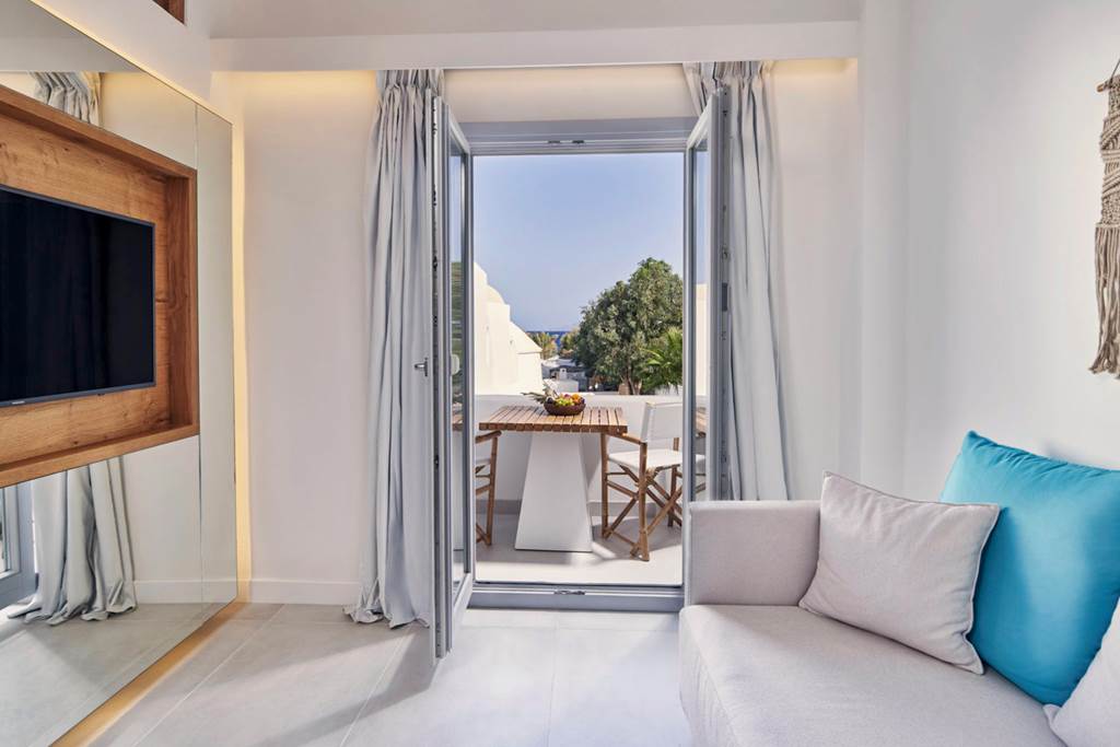 JTR_81481_Nikki_Beach_Resort_and_Spa_1222_03.jpg