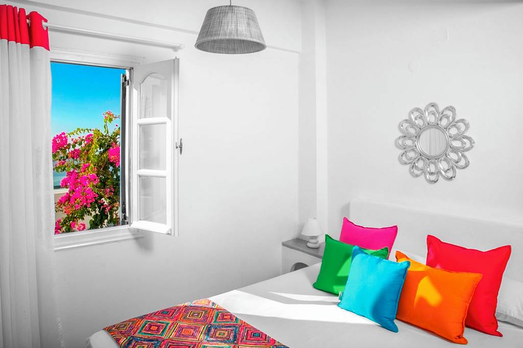 JTR_84272_Abelonas_Retreat_1022_25.jpg