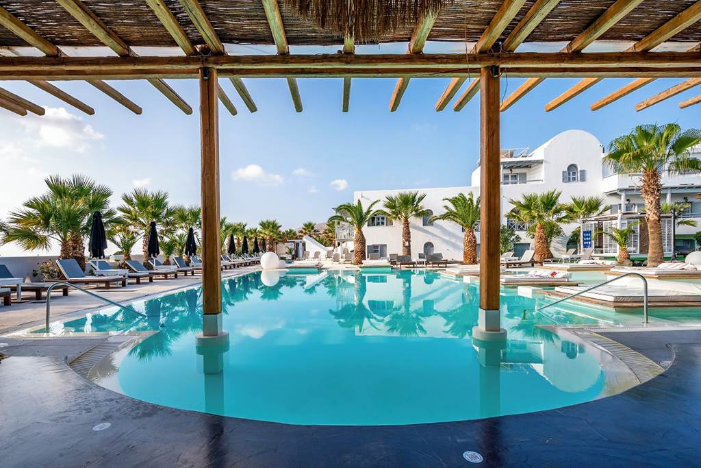 JTR_81480_Mediterranean_White_Resort_0123_09.jpg