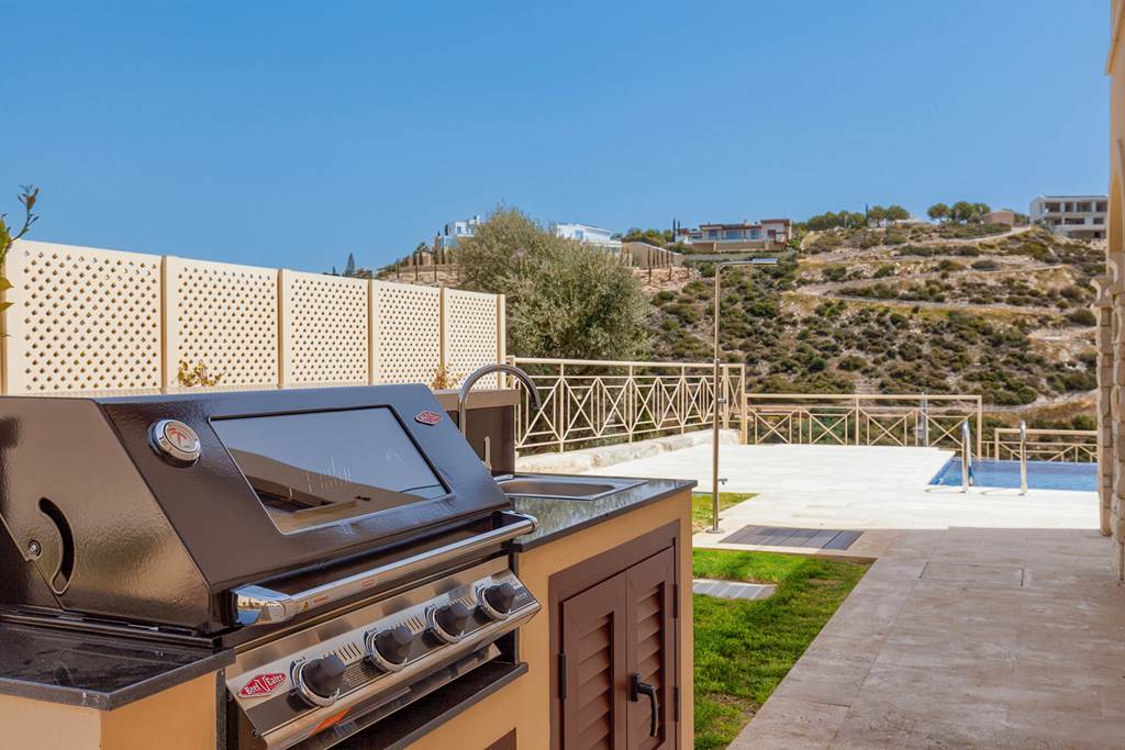 PFO_88010_Elite_Junior_Three_Bedroom_Villa_with_Private_Pool_UJ01_0824_07.jpg