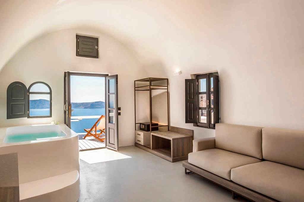 JTR_83779_Sun_Rocks_Hotel_&_Suites_0522_39.jpg