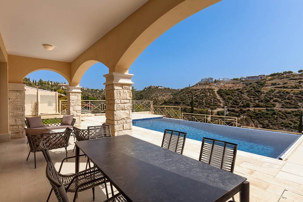 PFO_88010_Elite_Junior_Three_Bedroom_Villa_with_Private_Pool_UJ01_0824_05.jpg