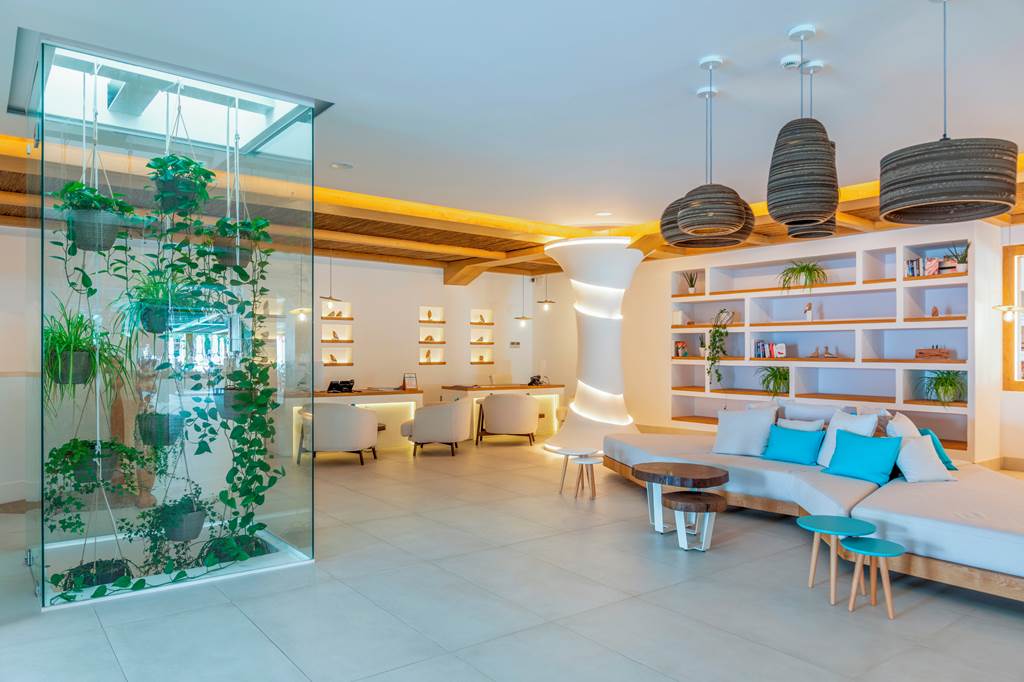 JTR_81481_Nikki_Beach_Resort_and_Spa_0623_13.jpg
