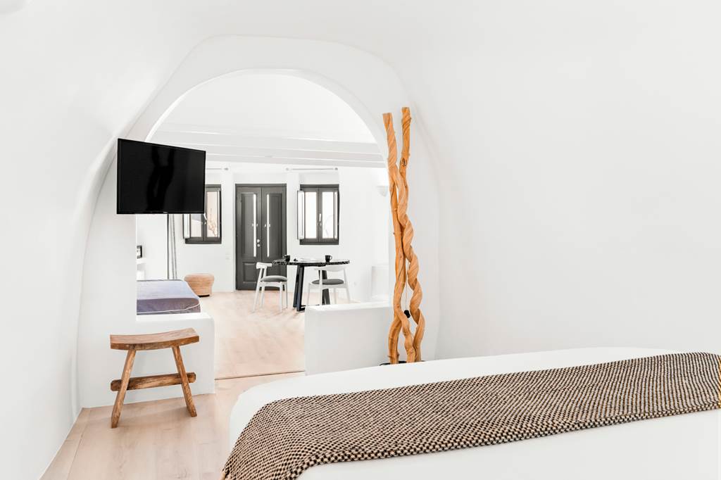 JTR_84782_Mill_Houses_Elegant_Suites_0424_18.jpg