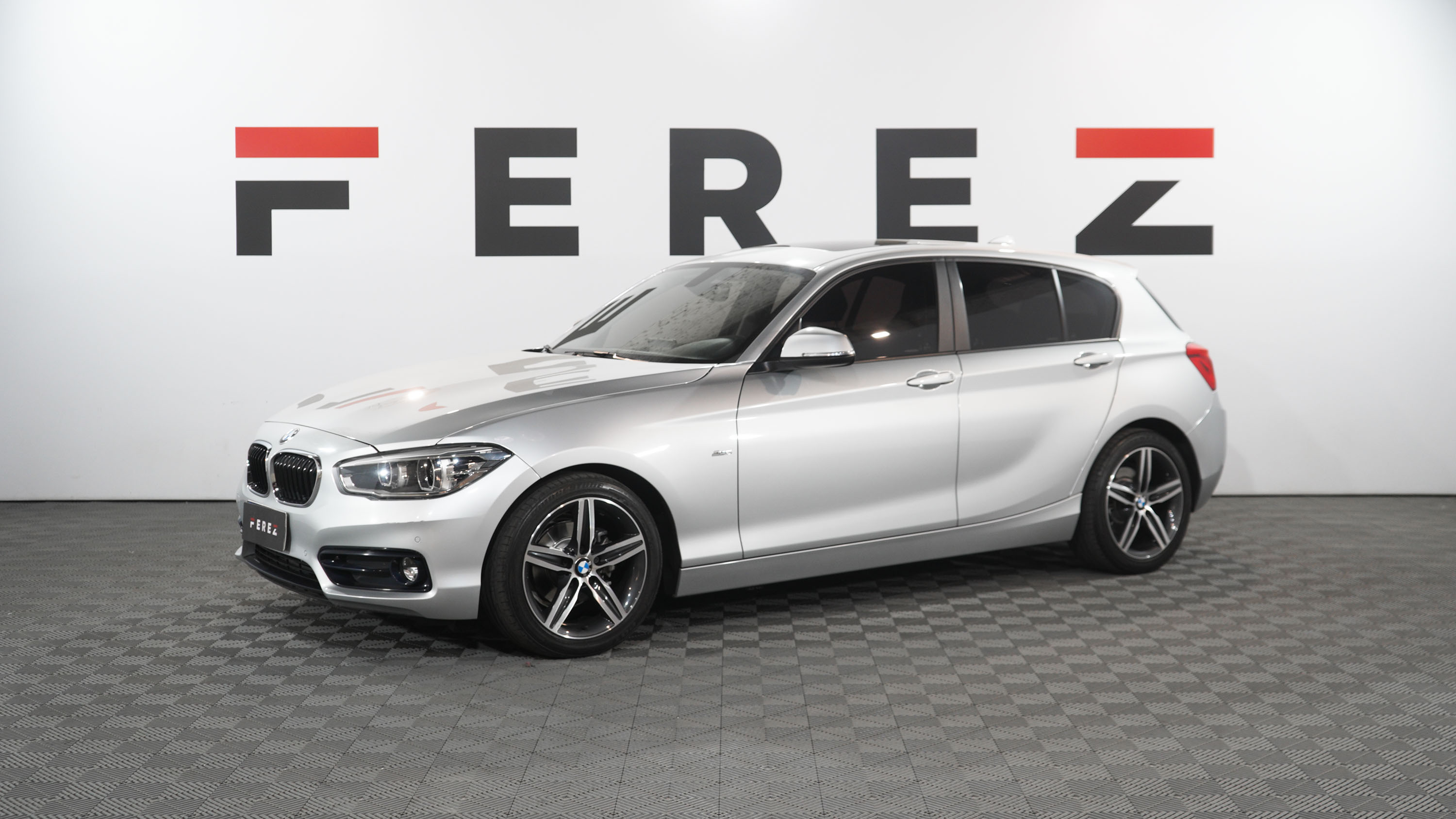 bmw 118i sport AT
