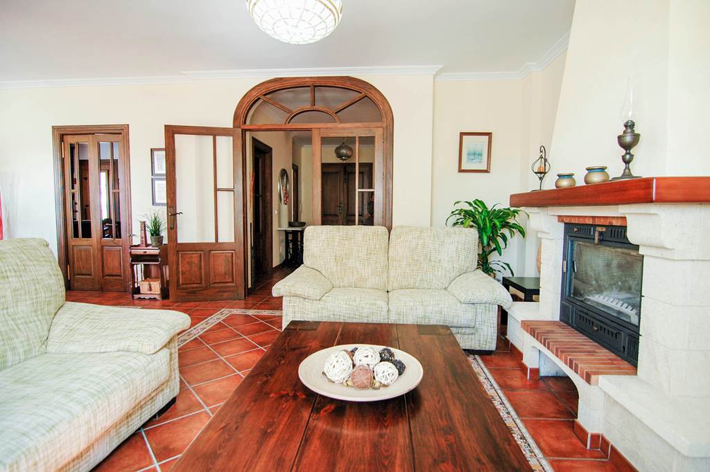 AGP_88874_Villa_Karina_Nerja_0125_02.jpg