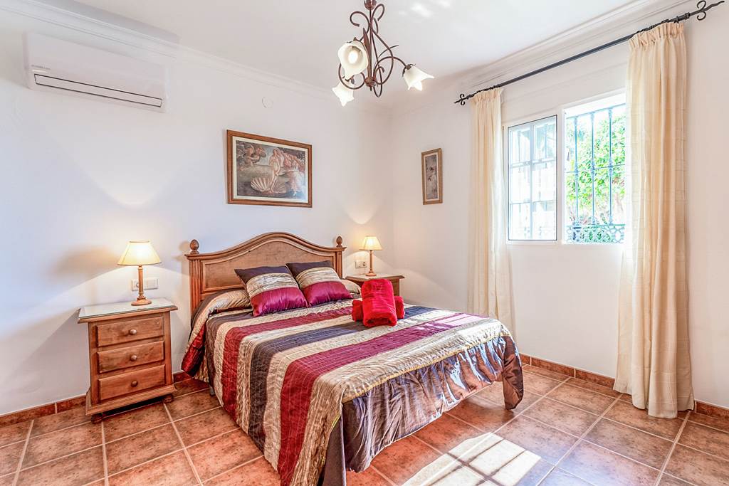 AGP_88391_Villa_Pedrosa_1124_04.jpg