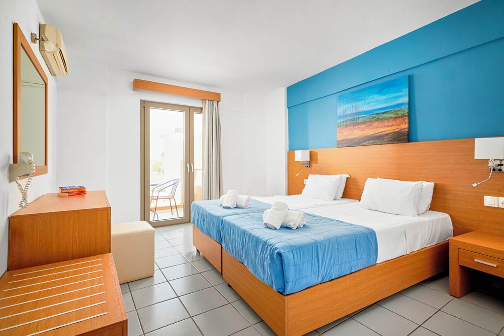 HER_72025_Acropolis_Apartments_0524_13.jpg