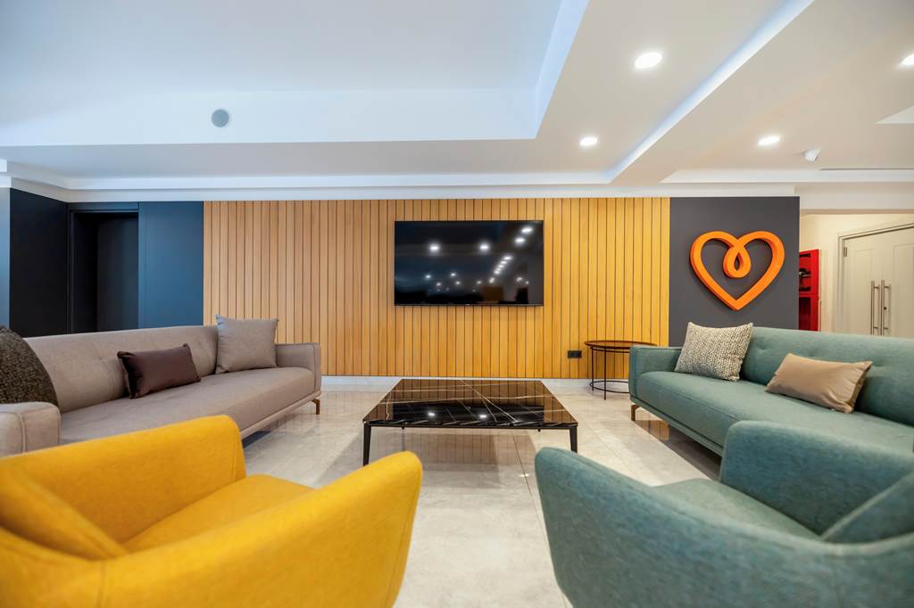 ADB_89180_Proxima_Hotel_0325_01.jpg
