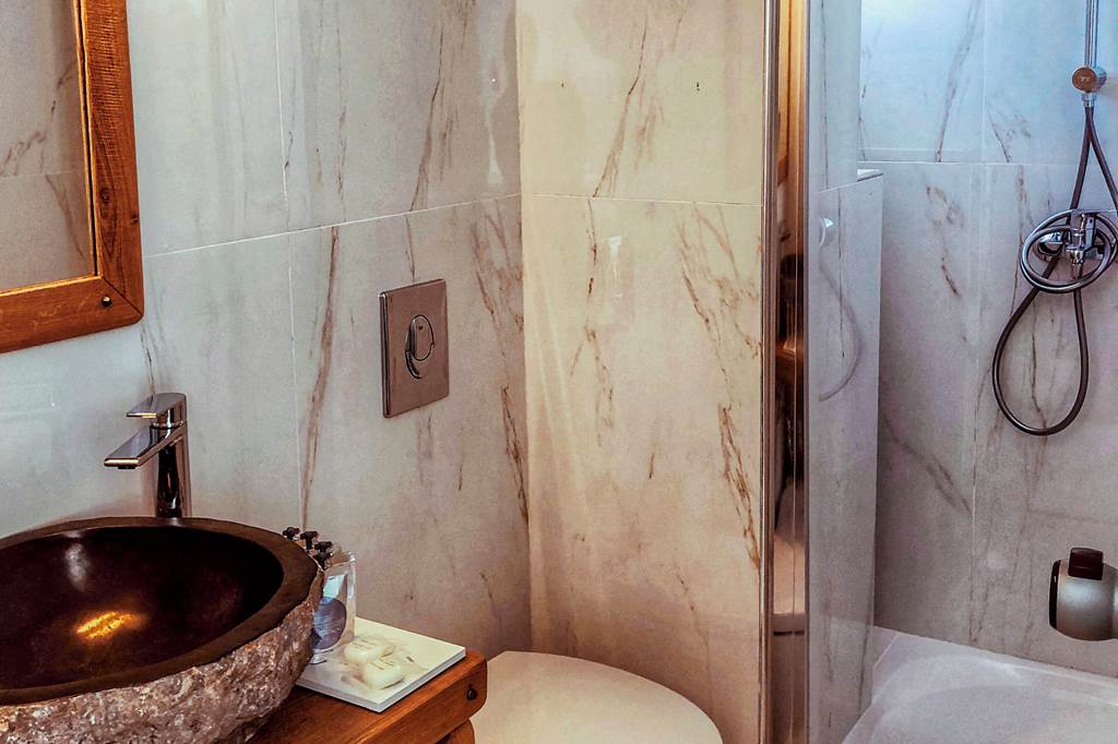 PVK_82454_Acropol_Hotel_0823_01.jpg