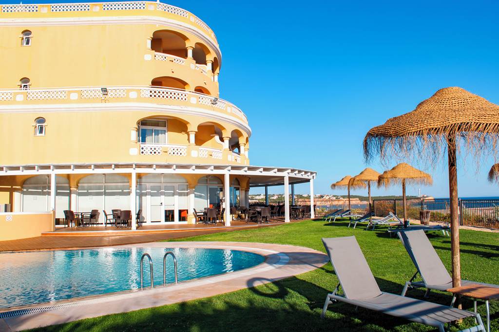 FAO_69550_AP_Oriental_Beach_1121_03.jpg