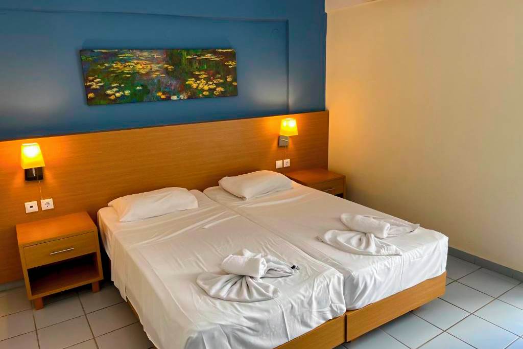 HER_72025_Acropolis_Apartments_0822_07.jpg