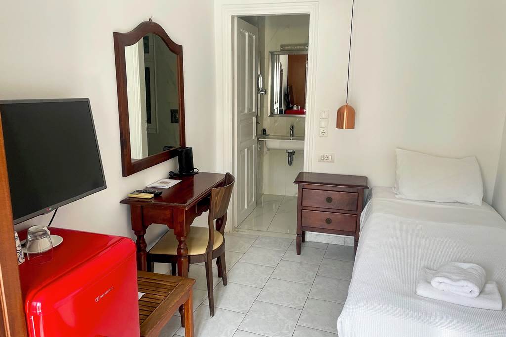 PVK_82454_Acropol_Hotel_0624_01.jpg