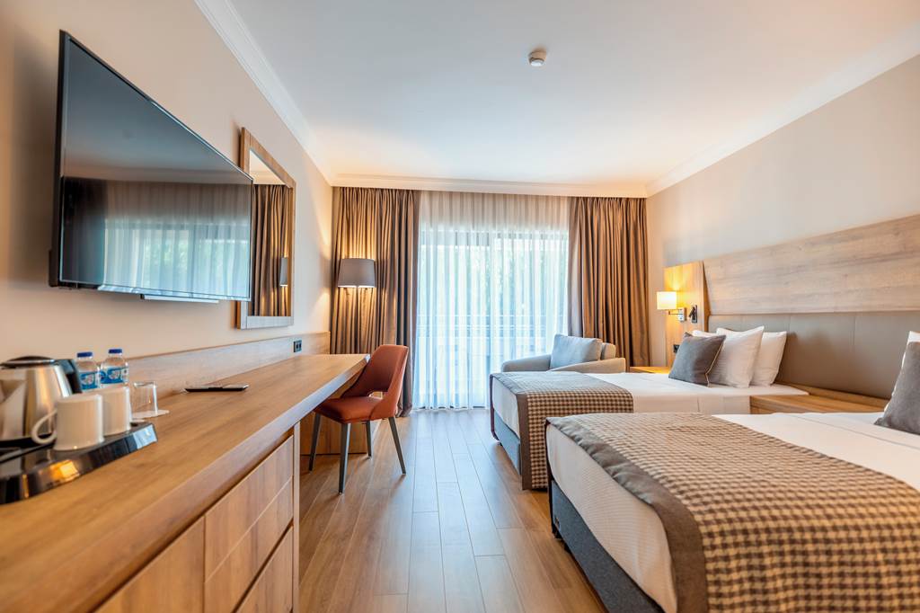 ADB_89180_Proxima_Hotel_0325_11.jpg