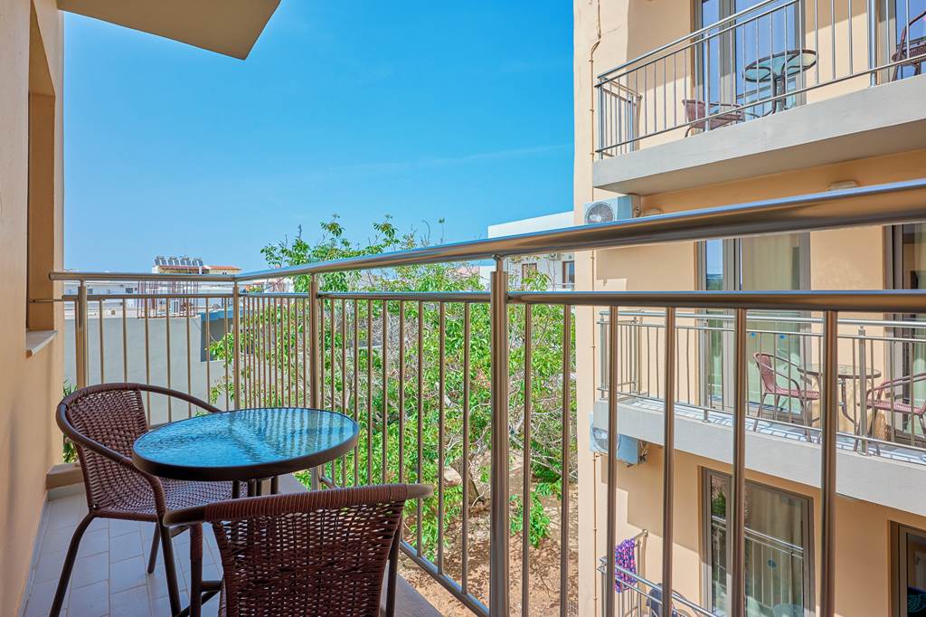 HER_72025_Acropolis_Apartments_0524_08.jpg