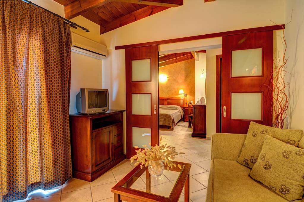 PVK_82454_Acropol_Hotel_0920_18.jpg