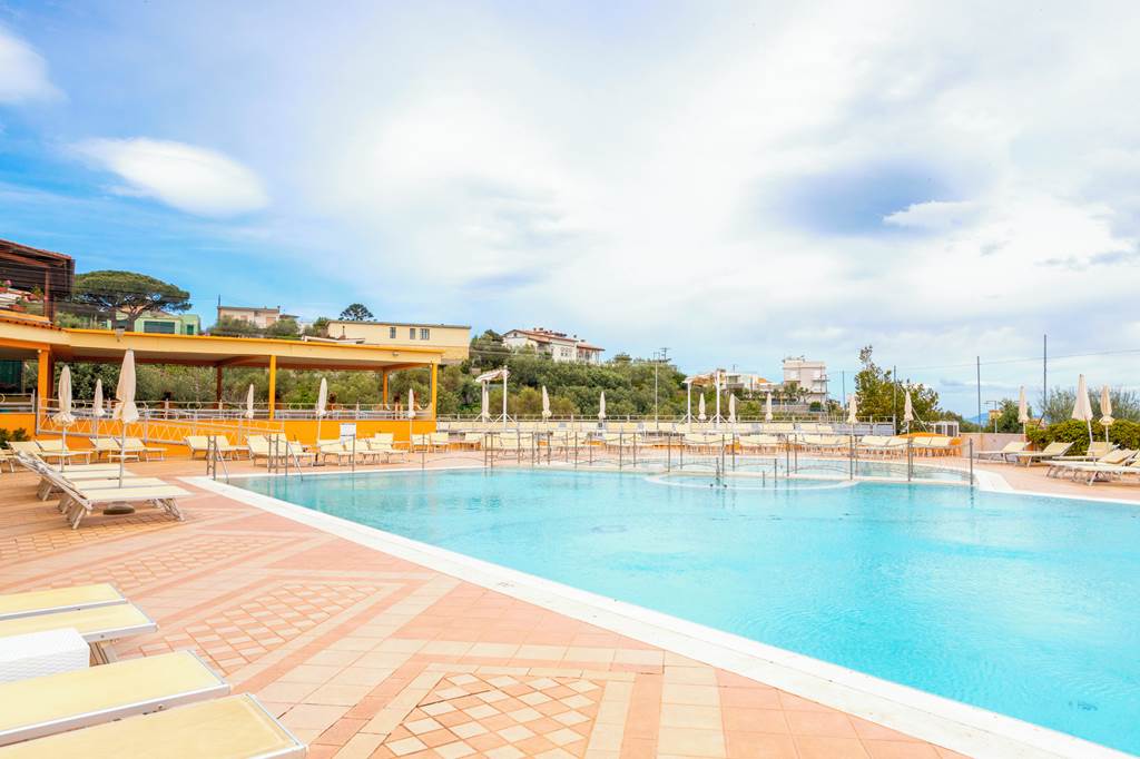 NAP_83043_Grand_Hotel_Vesuvio_NAP_0623_06.jpg