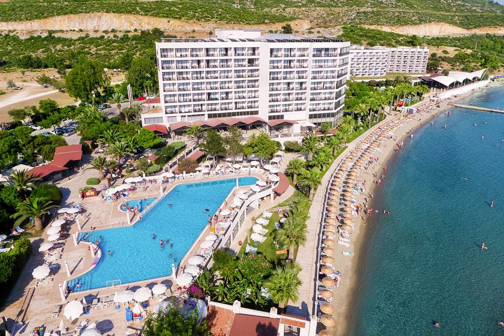 ADB_78380_Tusan_Beach_0418_03.jpg