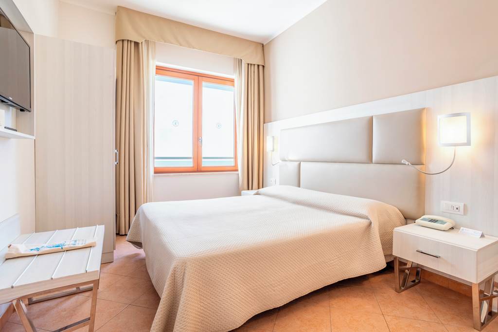 NAP_73282_Hotel_Caravel_1024_09.jpg