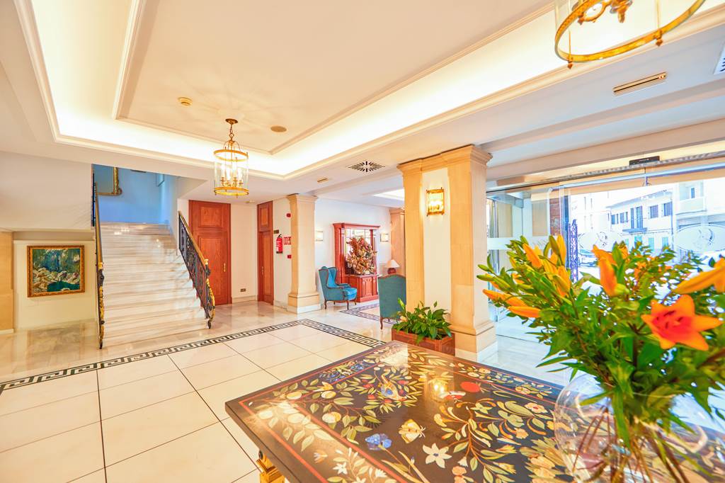 PMI_73643_Hotel_Bordoy_Continental_0823_04.jpg