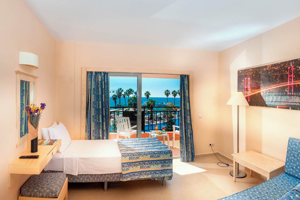 ADB_78414_Ephesia_Holiday_Beach_Club_0521_02.jpg