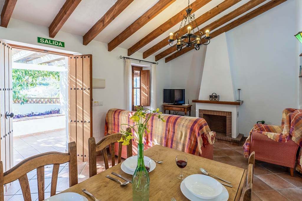 AGP_87338_Villa_Lomasol_0324_02.jpg