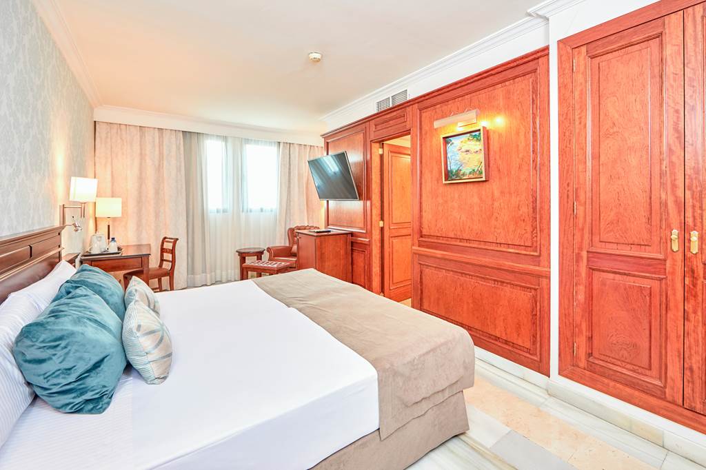 PMI_73643_Hotel_Bordoy_Continental_0823_14.jpg