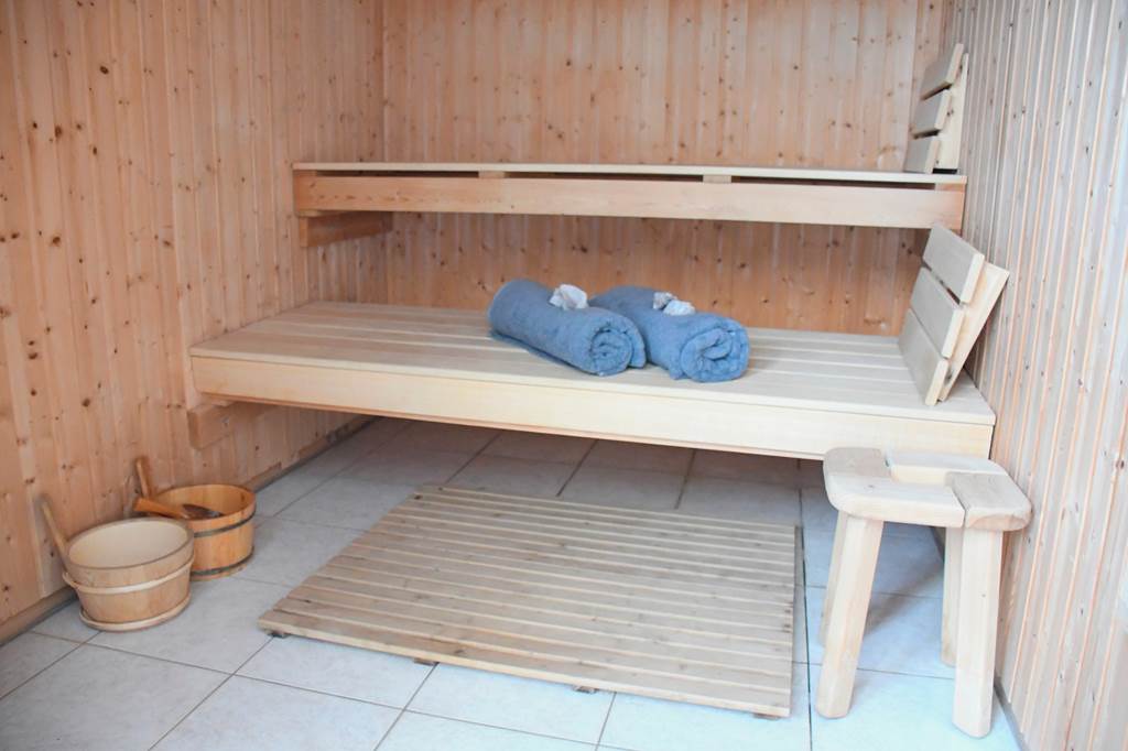 HER_81583_Magda_Hotel_Club_0323_03.jpg