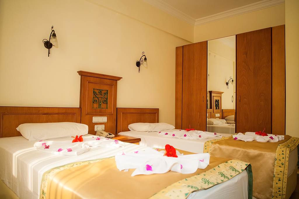 DLM_1720_Aegean_Princess_Apartments_0917_09.jpg