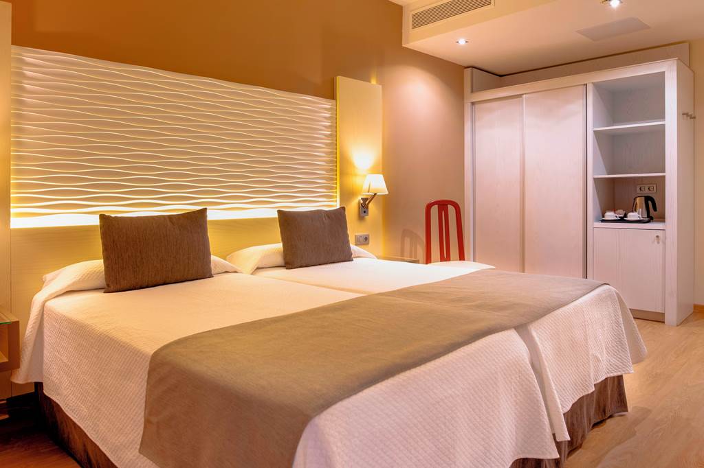 LPA_74224_Suite_Hotel_Playa_Del_Ingles_0120_06.jpg