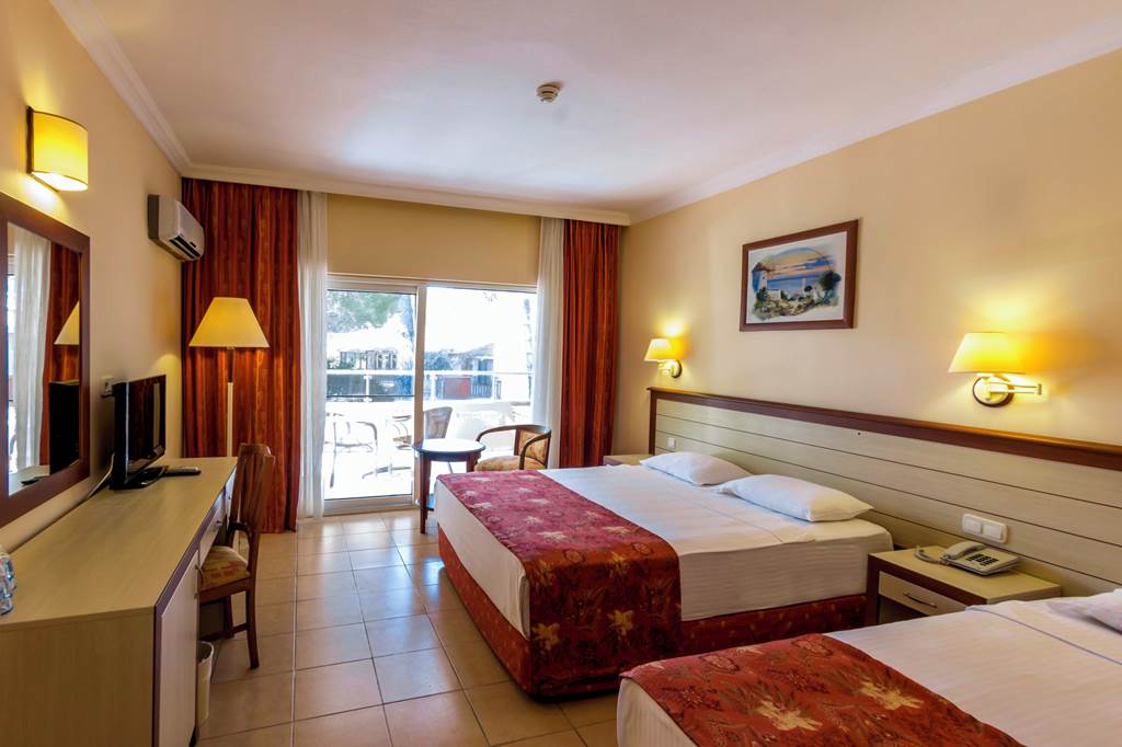 ADB_78377_Kustur_Club_Holiday_Village_0422_07.jpg