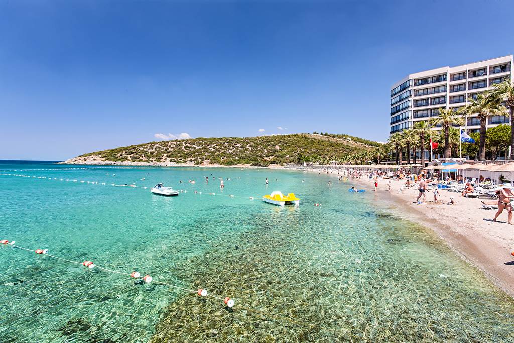 ADB_78380_Tusan_Beach_0418_22.jpg