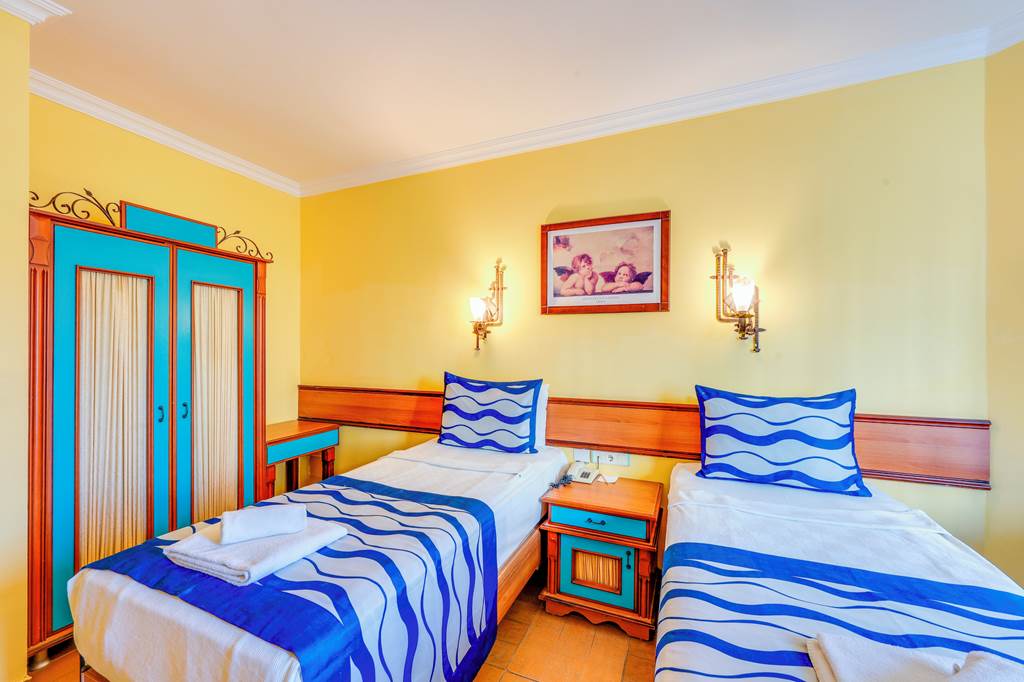 BJV_72337_Jasmin_Beach_Hotel_0224_05.jpg