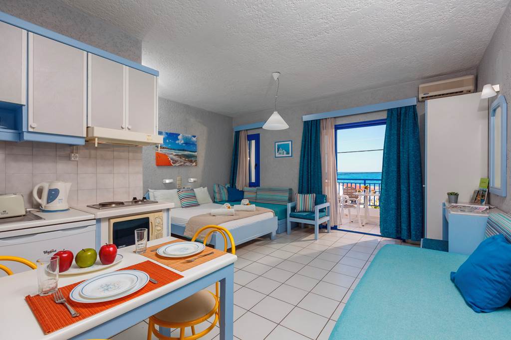 HER_71063_Latania_Studios_and_Apartments_0522_04.jpg