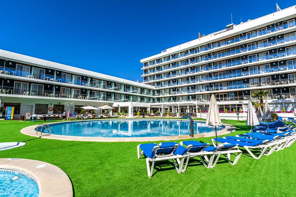 GRO_74438_Hotel_Anabel_0618_01.jpg