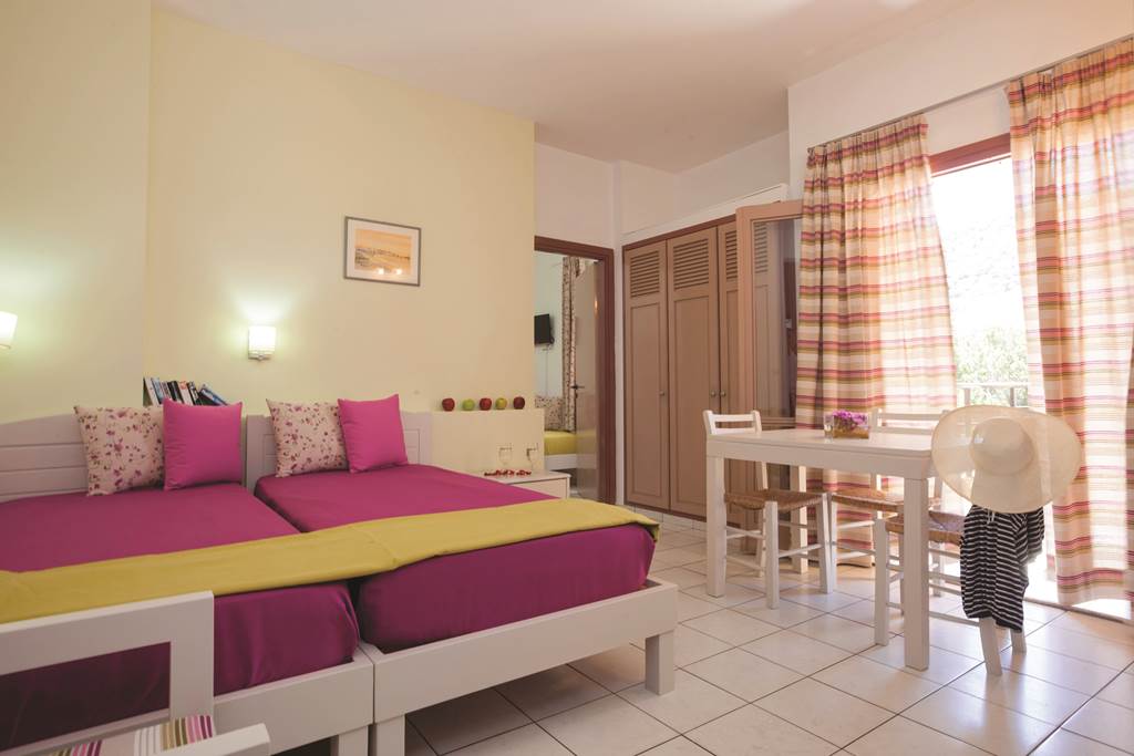 HER_71063_LATANIA_APARTMENTS_0715_09.jpg