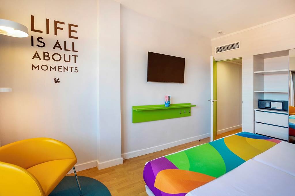 TFS_31_Paradise_Park_Fun_Lifestyle_Hotel_0723_02.jpg