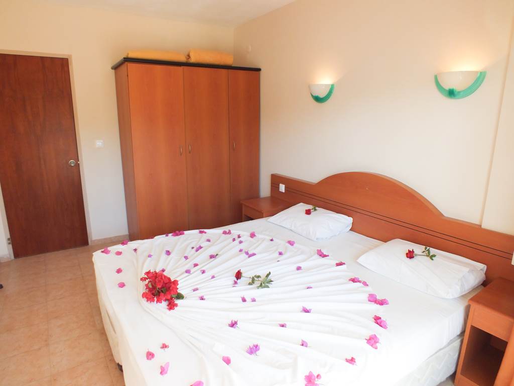 ADB_73691_Tuntas_Family_Suites_0518_08.jpg