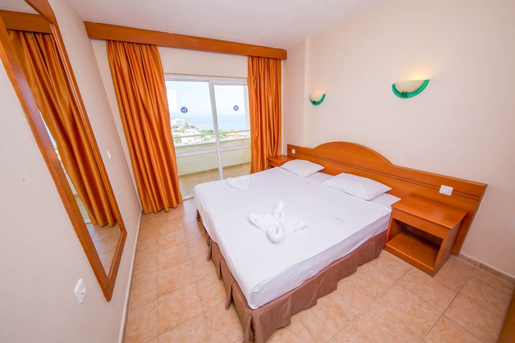 ADB_73691_Tuntas_Family_Suites_0518_06.jpg