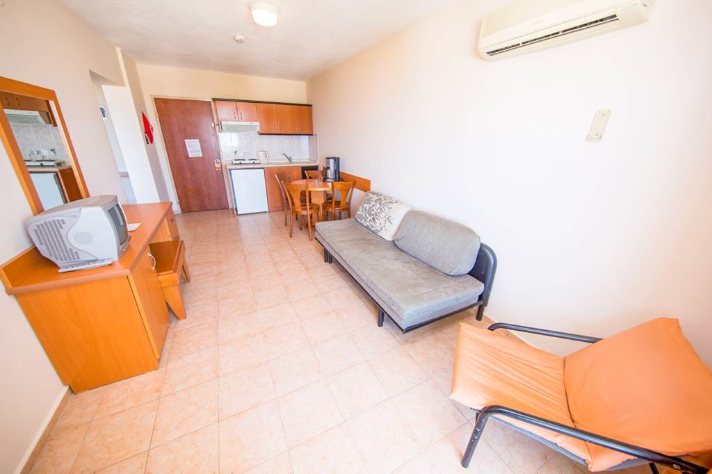 ADB_73691_Tuntas_Family_Suites_0518_09.jpg