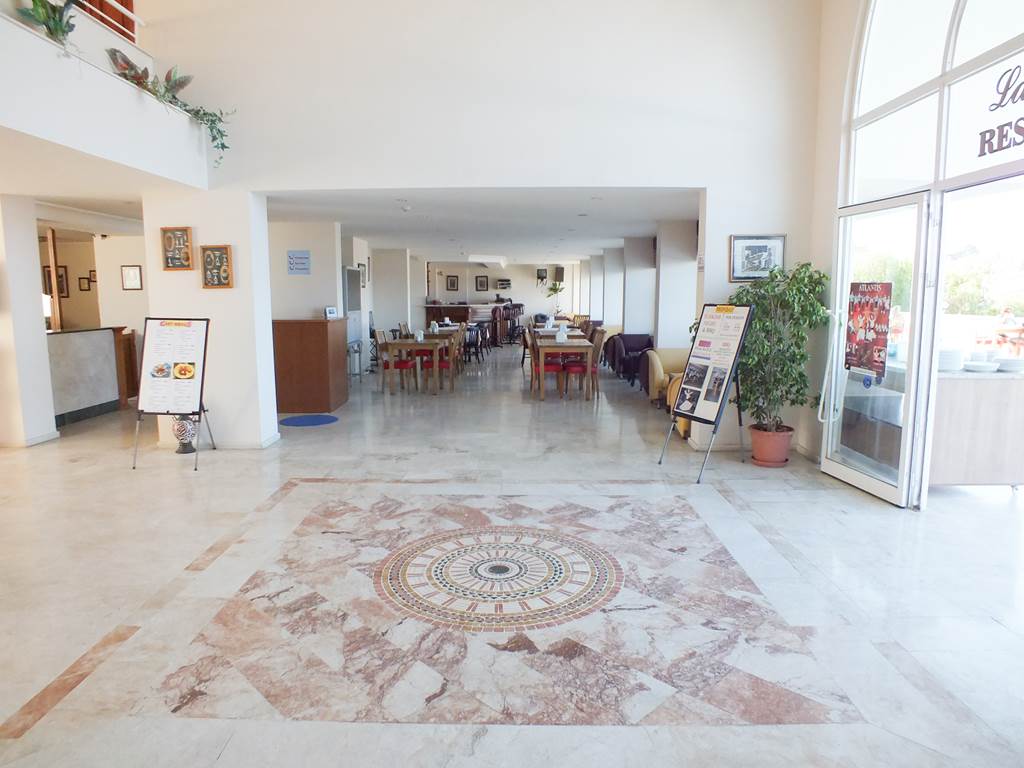 ADB_73691_Tuntas_Family_Suites_0518_14.jpg