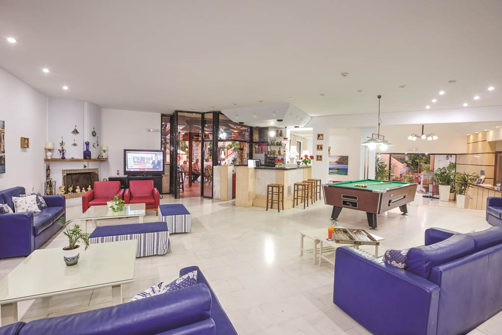HER_71063_LATANIA_APARTMENTS_0715_24.jpg